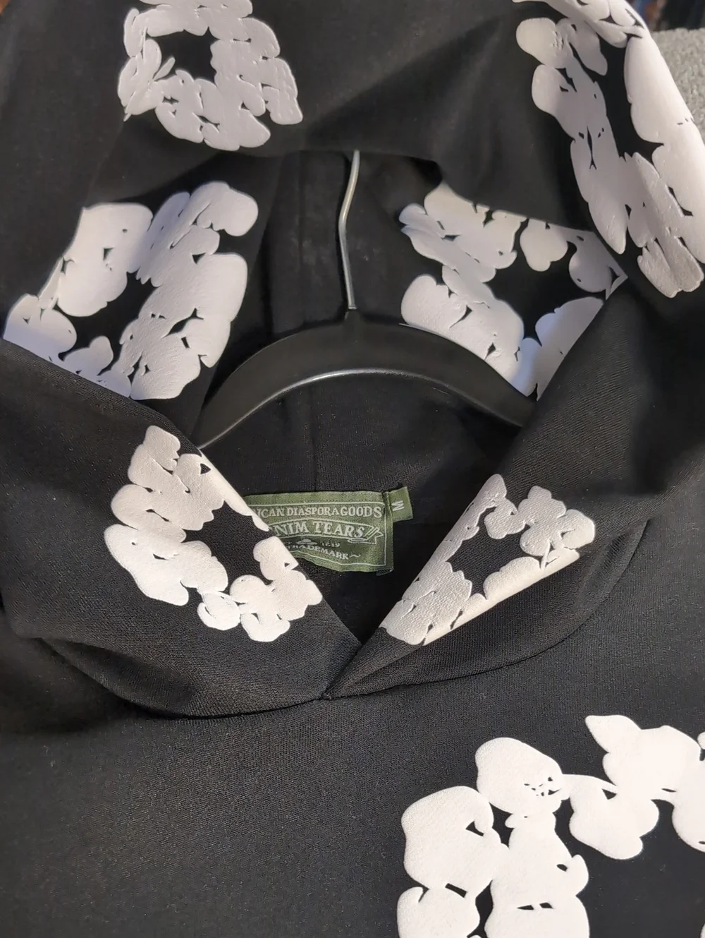 Denim Tears African Diaspora Goods Hoodie Size Medium in Black Cotton Wreath